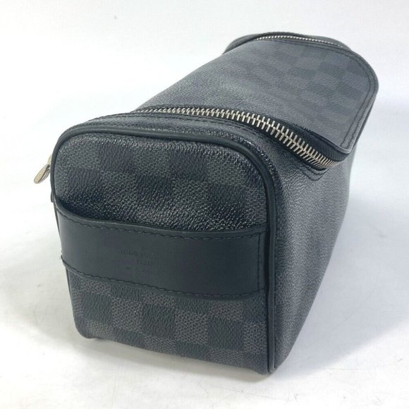 LOUIS VUITTON Damier Graphite C Cracking pouch Makeup pouch Cosmetics Pouch - Picture 11 of 16